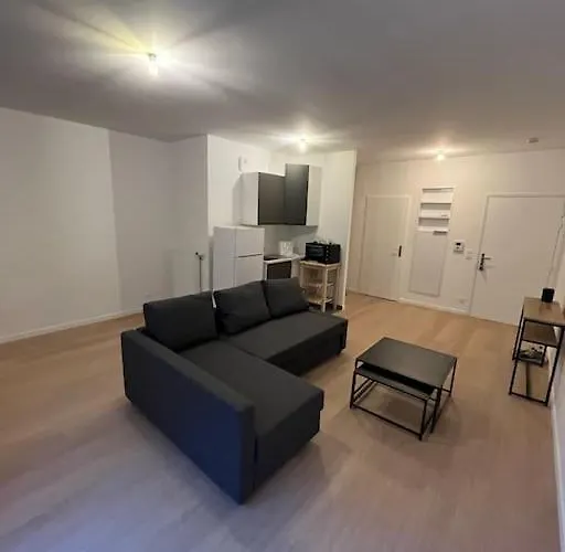 Studio Cozy Pour 4 Avec Terrasse A 20 Minutes De Paris