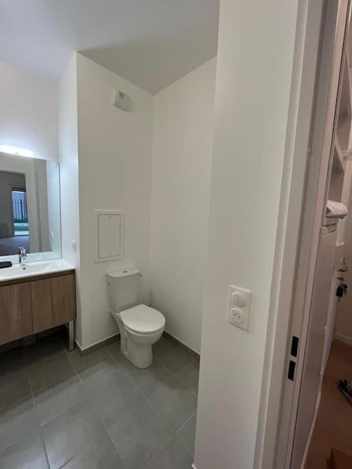 Cozy Pour 4 Avec Terrasse A 20 Minutes De Paris *