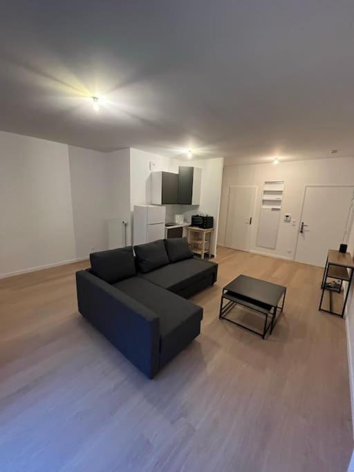 Cozy Pour 4 Avec Terrasse A 20 Minutes De Paris Villejuif